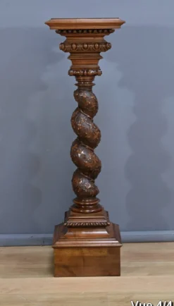 Importante Colonne Pivotante en Noyer massif – 1900