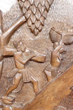 Important Panneau Monoxyle, Bas-Relief Bamoun, Cameroun, Circa 1960