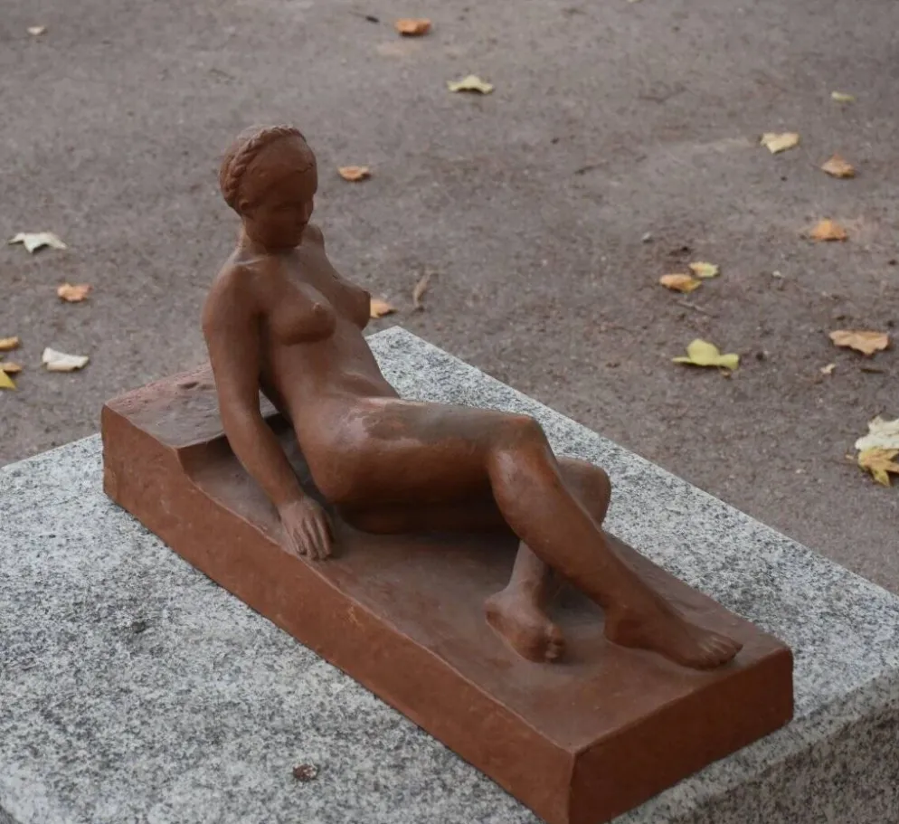 Jacqueline Sartorio, dite Sarto, Femme nue allongée (vers 1950)
