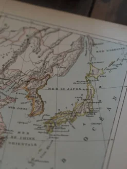 Japon et Chine, carte ancienne 1887 – Carte géographique vintage.