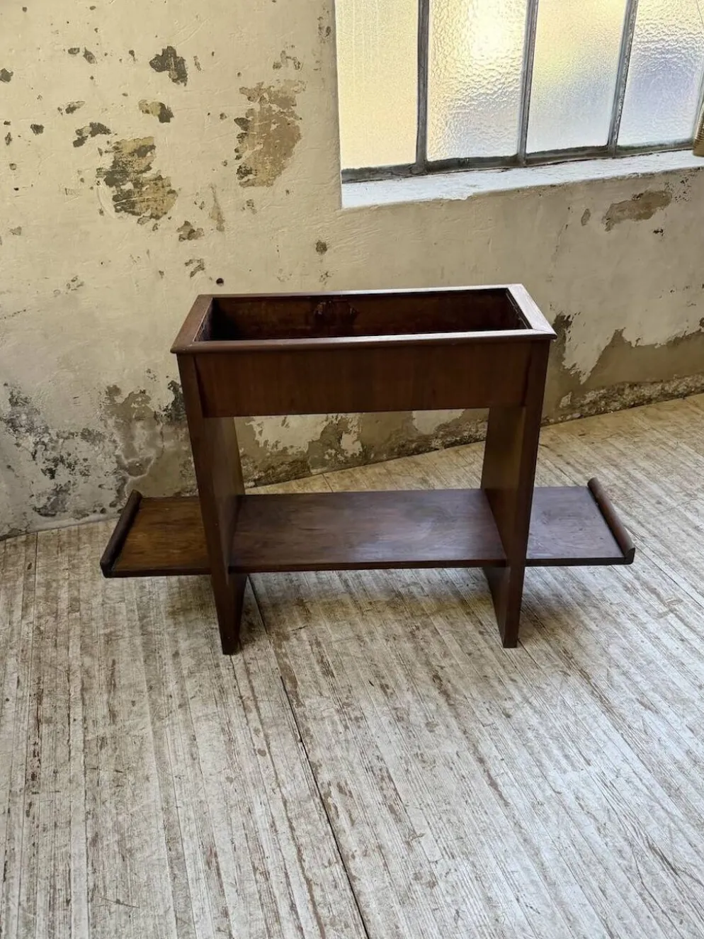 Jardinière années 50 palissandre constructiviste