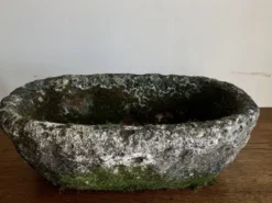 Jardinière de pierre creusée massive 1950