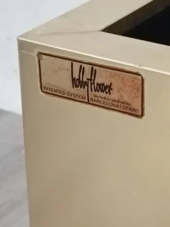 Jardinière en laiton par Hobby Flowers Barcelona 1990s
