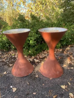 Jardinières diabolo Willy Guhl