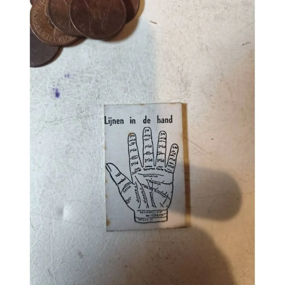 Jeu de bistrot anglais machine divinatoire