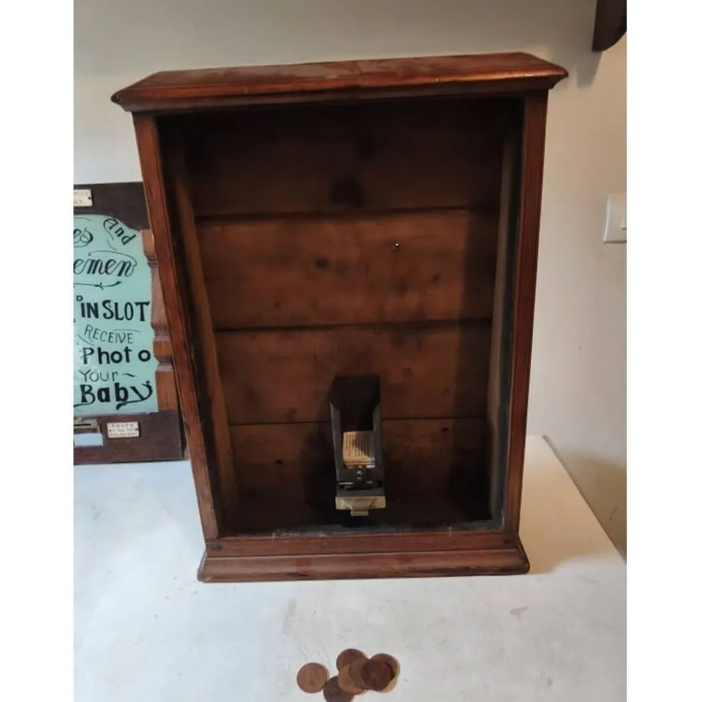 Jeu de bistrot anglais machine divinatoire