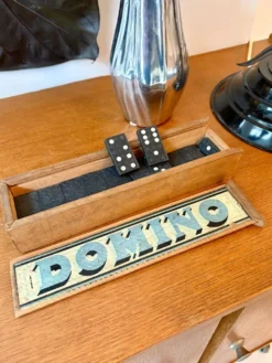 Jeu de dominos dans sa boîte Made in Germany 1930