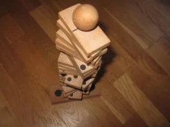 jeu de dominos en bois