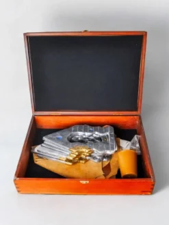 Jeu de Parcheesi brutaliste par Art3, bronze et aluminium, Espagne, années 1970.