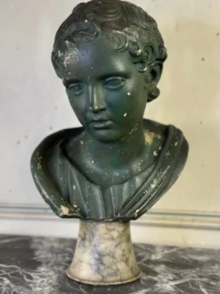 Jeune garçon, Buste En Plâtre Patine Verte, Vers 1900