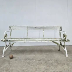 Joli banc en fer fin 19ème modèle Saint Sauveur Arras