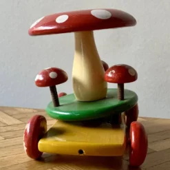 Jouet à tirer en bois vintage - Champignon - 1960