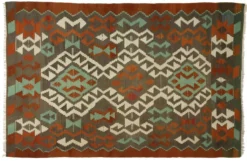Kilim Turc Vintage Geometrique Vert et Terracotta 232 x 155 cm
