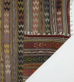 Kilim turc vintage graphique à frises géométriques 264 x 137 cm
