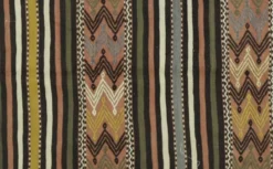 Kilim turc vintage graphique à frises géométriques 264 x 137 cm