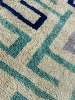 Labyrinthe - Tapis berbère marocain en laine 205×300 cm