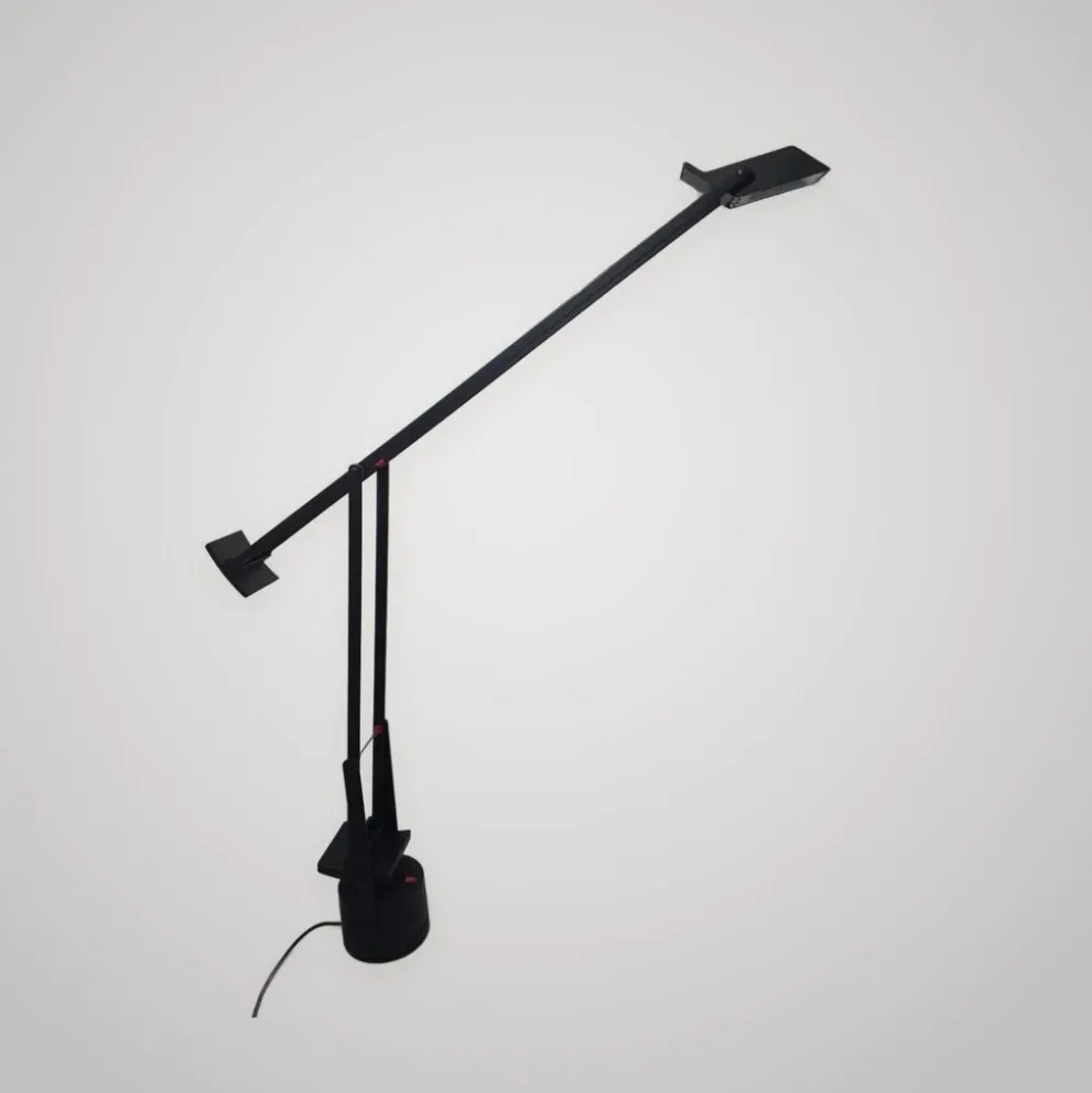 Lampe Artemide Tizio Design Richard Sapper