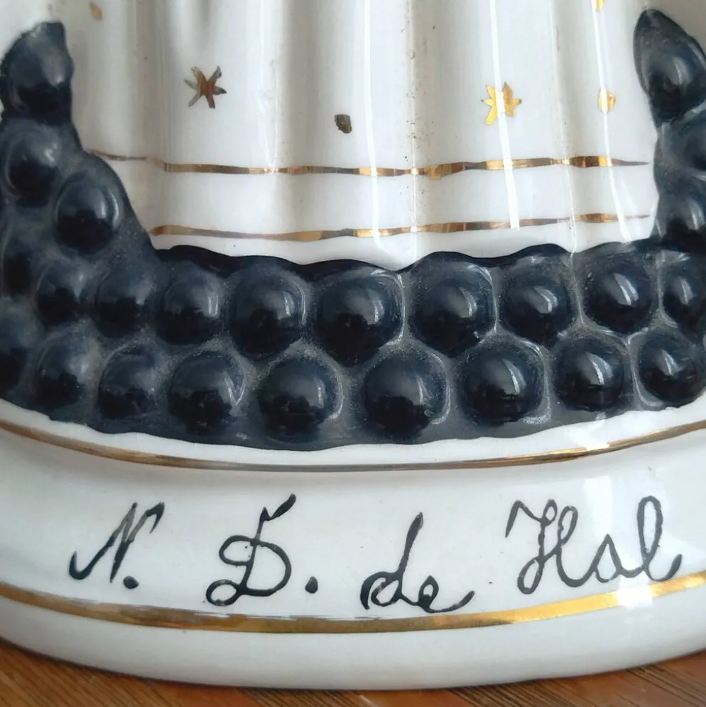 La vierge noire. Notre dame de Hal