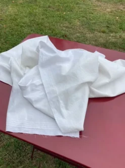 Lé de tissu en lin