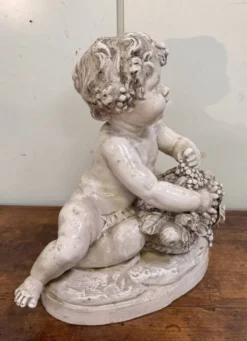 Lebrun : Putti en terre cuite émaillée