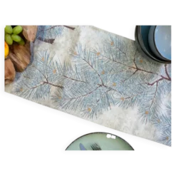 Le Silver Alpine — Chemin de table en crème et argent avec motif de pin Matsu