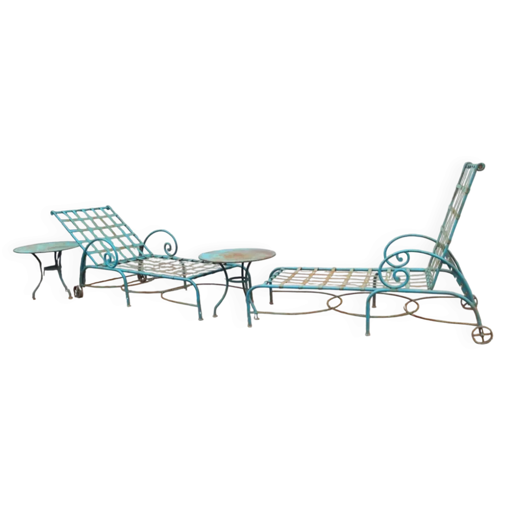 Lot 2 chaises longues anciennes fer forgé et ses 2 guéridons