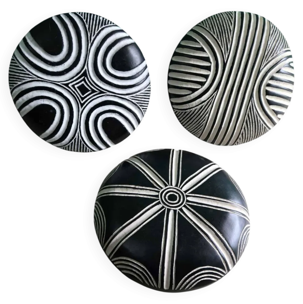 Lot de 3 Boucliers Africains Bamiléké Traditionnels