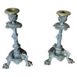 Lot de 2 bougeoirs anciens en régule