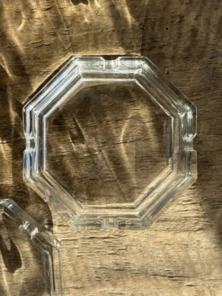 Lot de 2 cendriers octogonaux vintage en verre moulé D11 H3,5