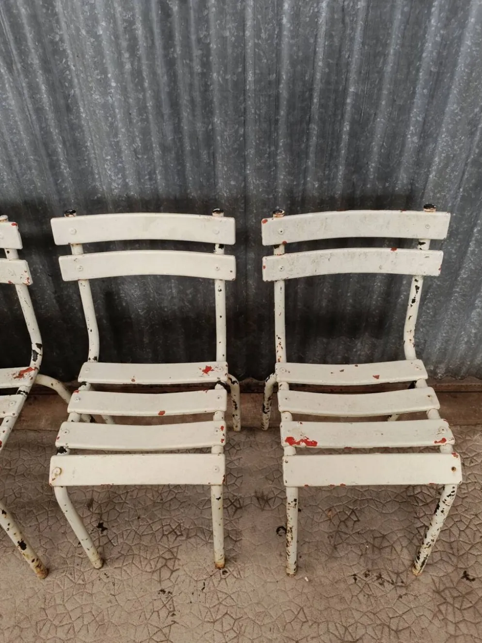 Lot de 4 chaises bistrot Tolix vintage
