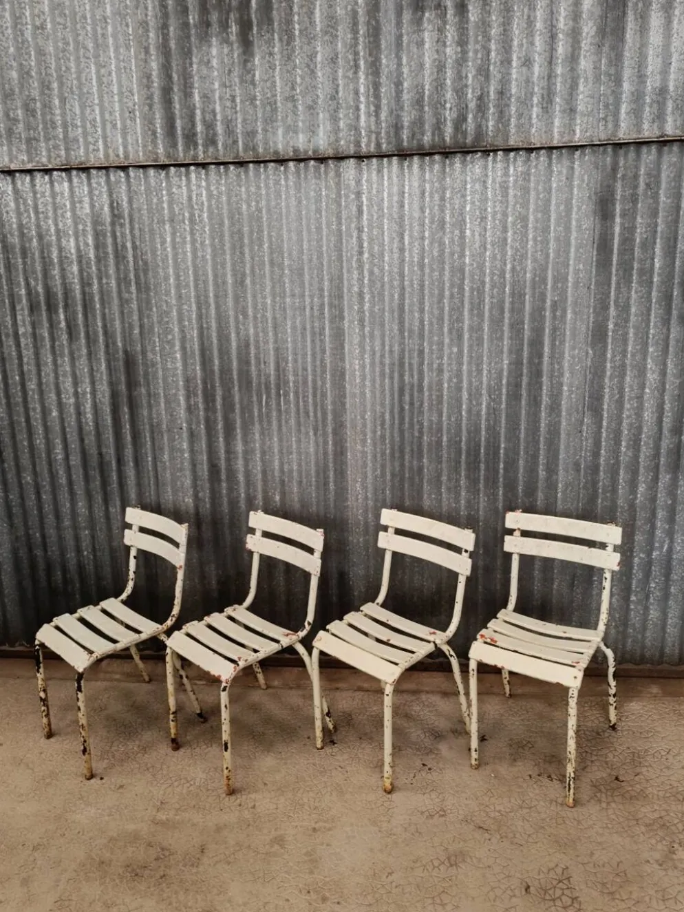 Lot de 4 chaises bistrot Tolix vintage