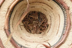 Lot de 3 chapeaux de paille et cuir, peuple Peul, Mali