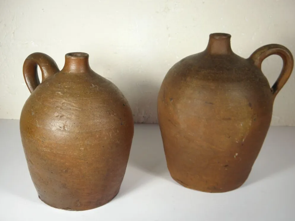 Lot de deux bonbonnes, cruches anciennes en gres