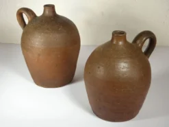 Lot de deux bonbonnes, cruches anciennes en gres