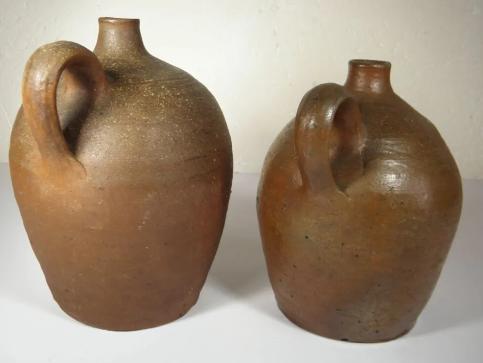 Lot de deux bonbonnes, cruches anciennes en gres