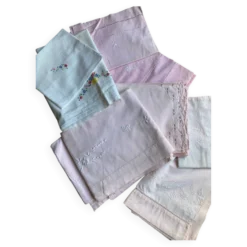 Lot de draps lit de bébé brodés