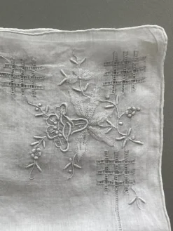 Lot de 2 mouchoirs ou serviettes thé Brodés anciens