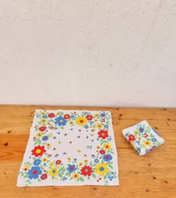 Lot de 8 serviettes de table à fleurs vintage