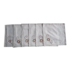 Lot de 6 serviettes à thé anciennes brodées