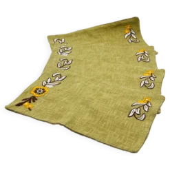 Lot de 4 sets de table vintage brodés en toile de jute