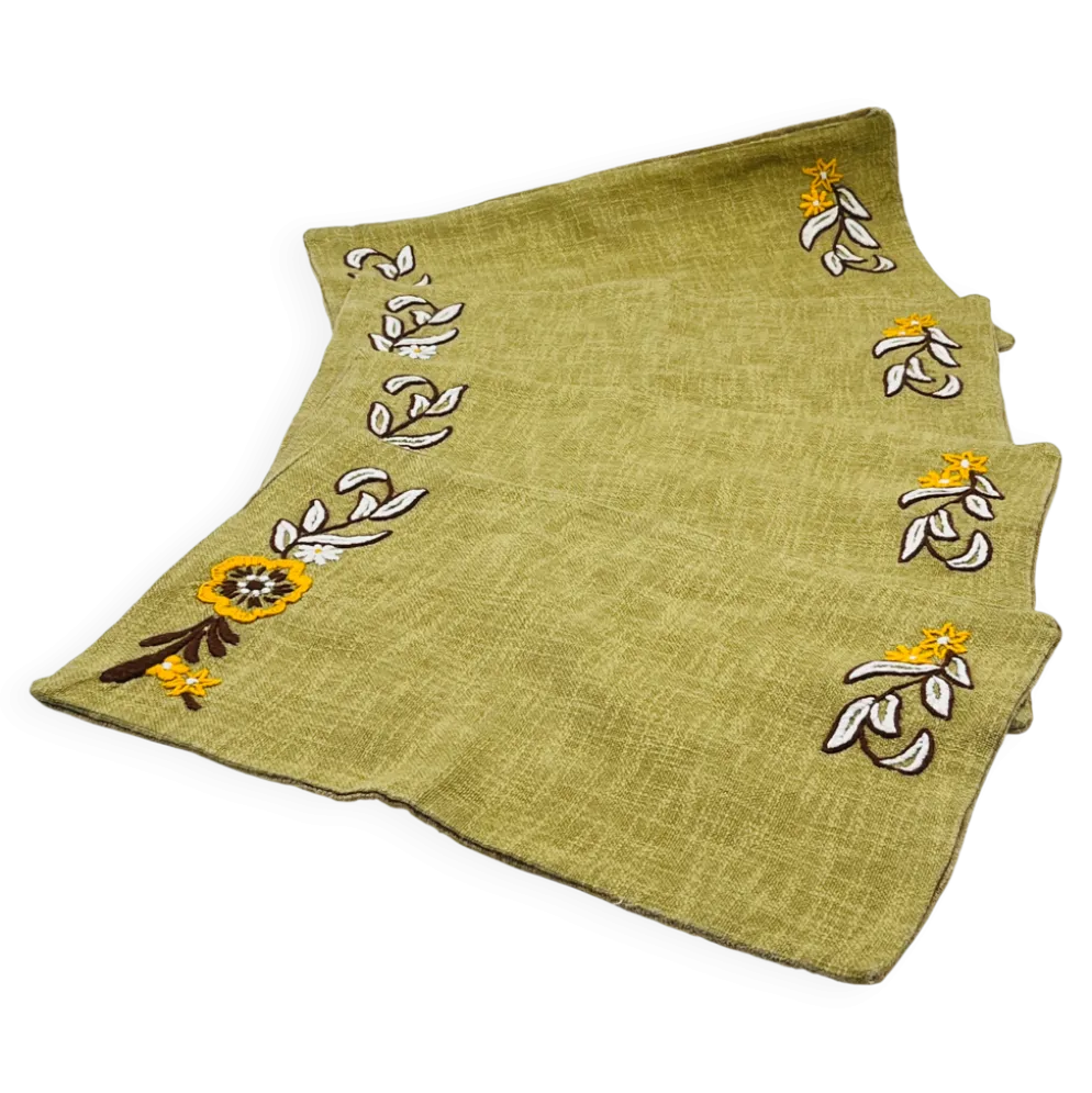 Lot de 4 sets de table vintage brodés en toile de jute