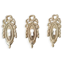 Lot de trois entées de meuble Serrures Louis XVI Bronze Laiton