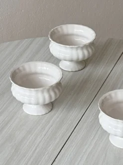 Lot trois cache-pots céramique blanche