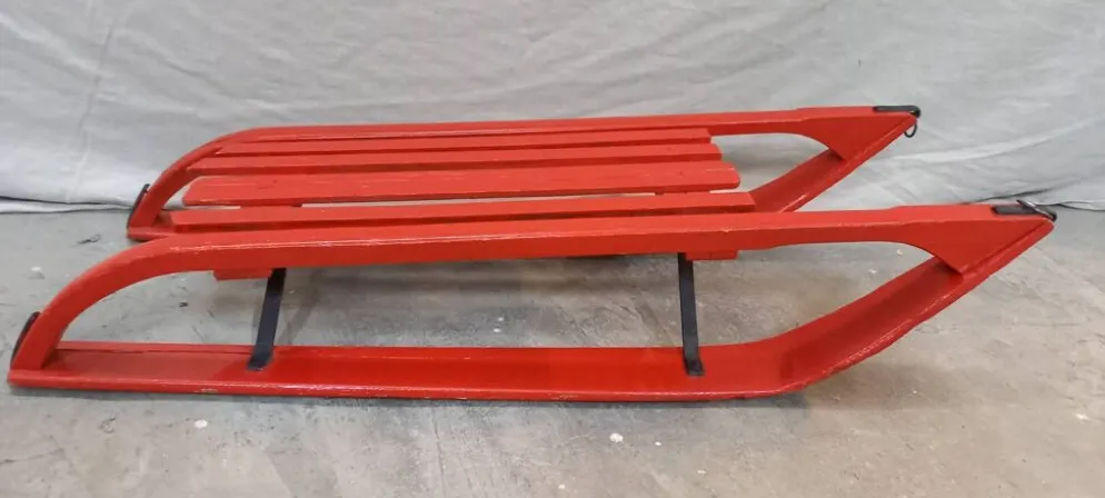 Luge profilée vintage en excellent état