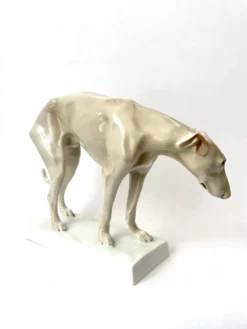 Lévrier par Dorothea Moldenhauer, Rosenthal, 1920