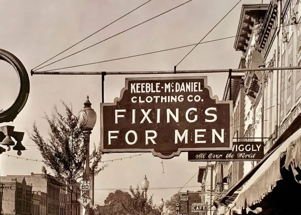 Main Street, Selma, Alabama 1935 – Un instant d'Amérique éternel