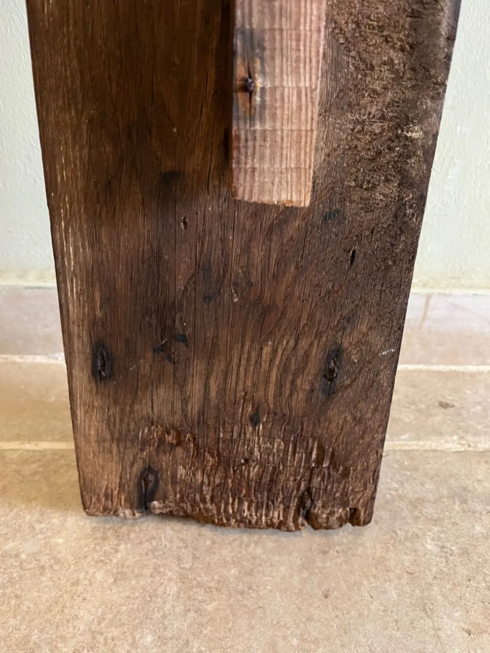 Manteau de cheminée en bois ancien