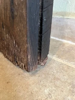 Manteau de cheminée en bois ancien