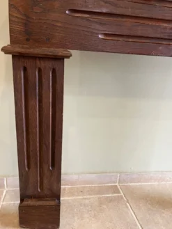 Manteau de cheminée en bois ancien