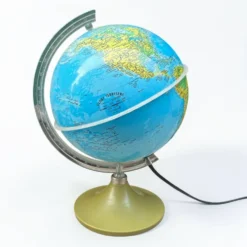 Mappemonde, globe terrestre lumineux ancien vintage